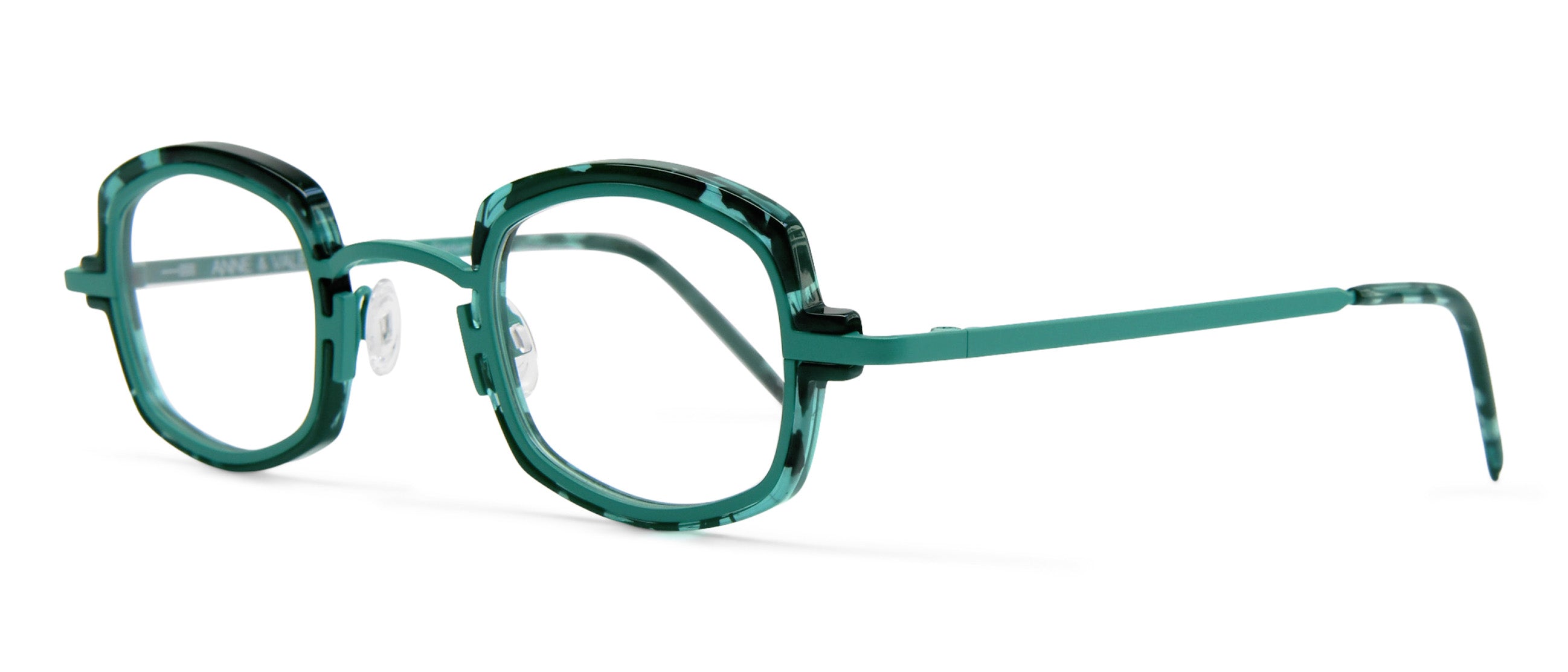 M.12 – Visionist