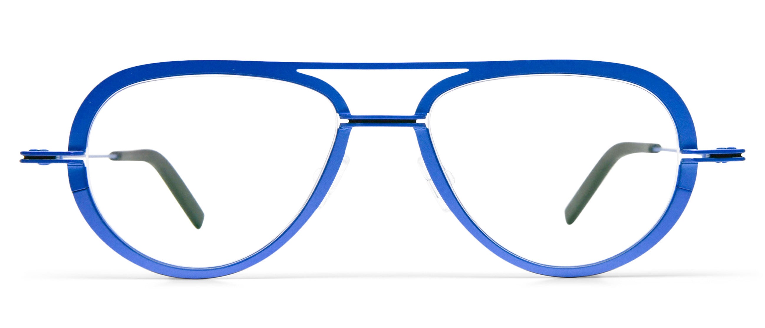 Theo | Crispy | Visionist
